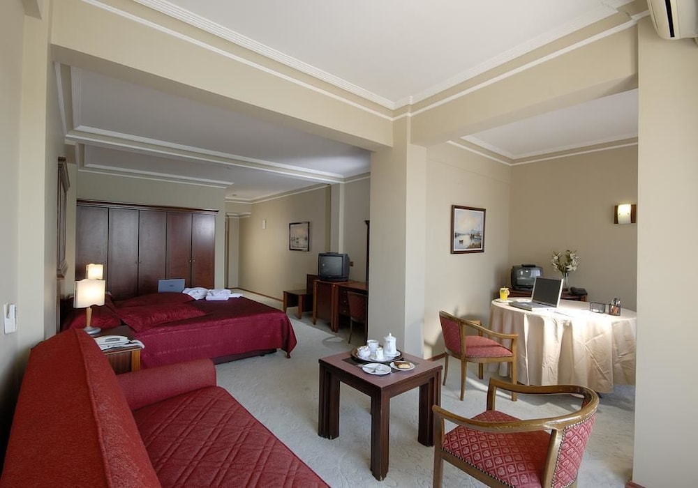 Erzurumlu Hotel