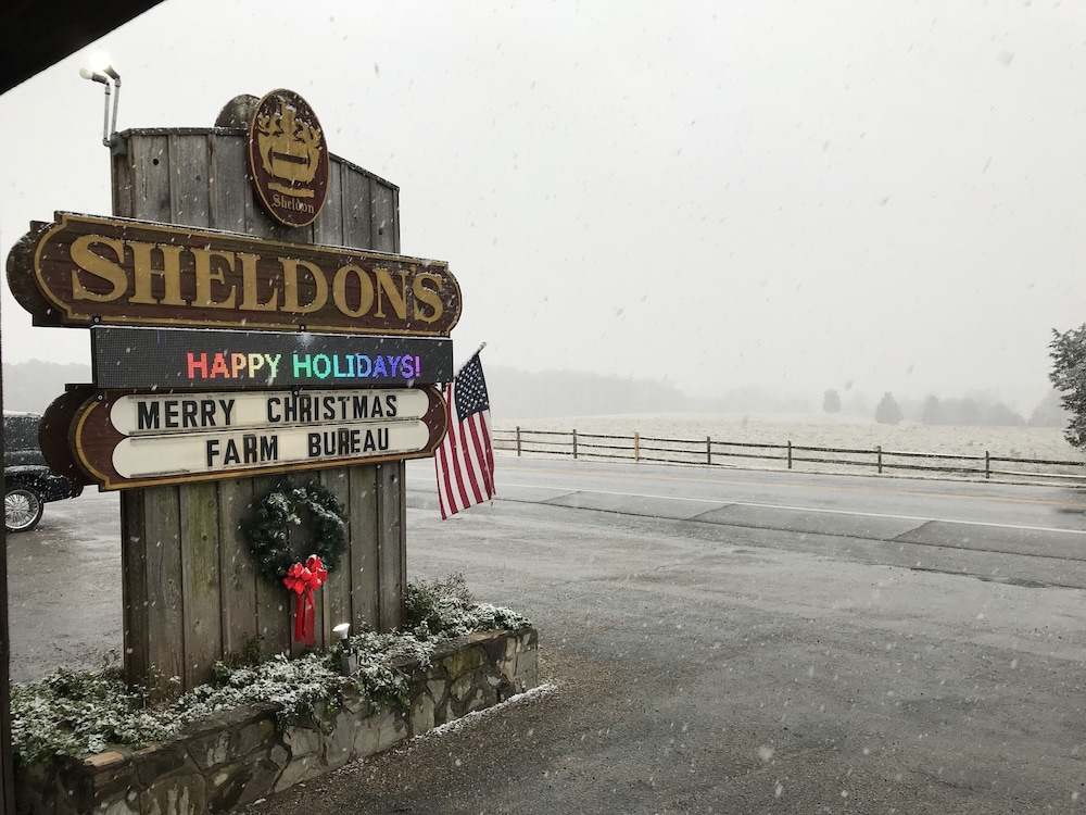 Sheldon's Motel and Restaurant