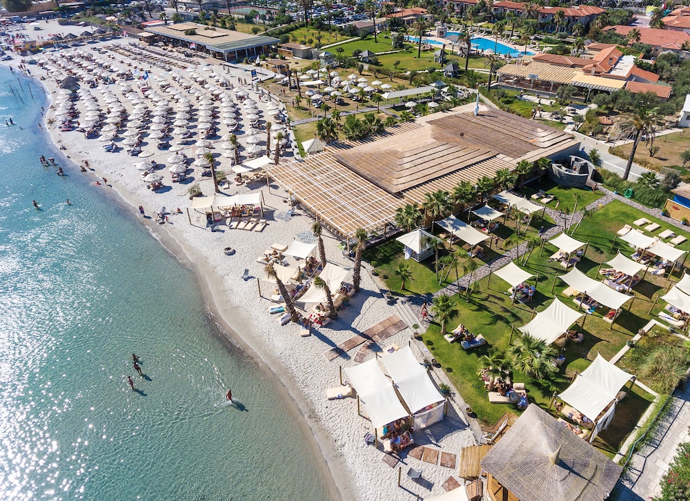 Kairaba Alacati Beach Resort