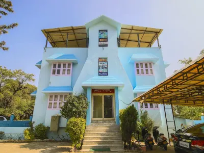 Hotel Blue Valley Hotels in Abu