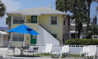 Shore Winds Motel