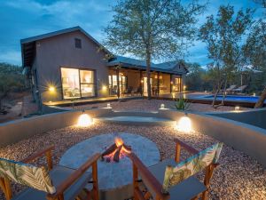 Bushwillow Private Villa