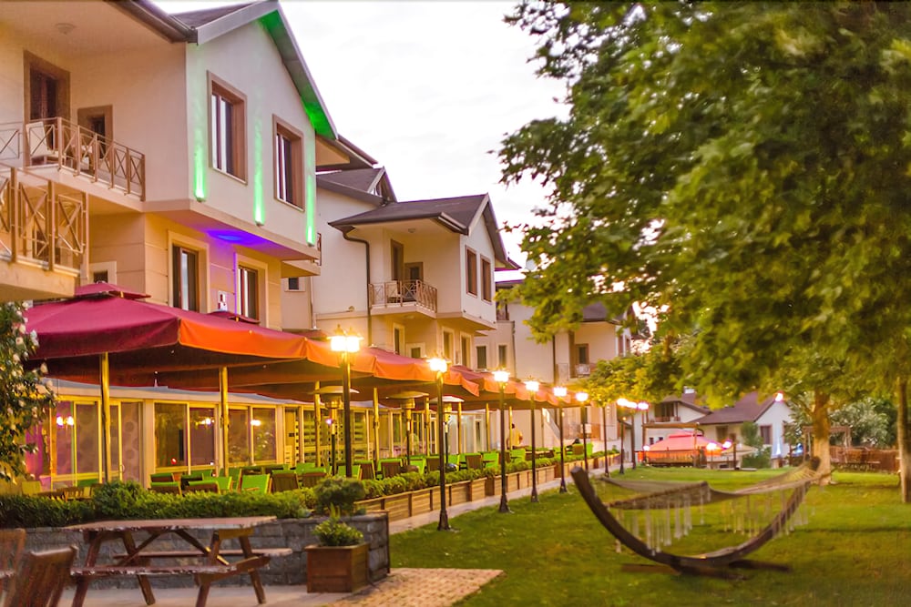 Legend Park Hotel