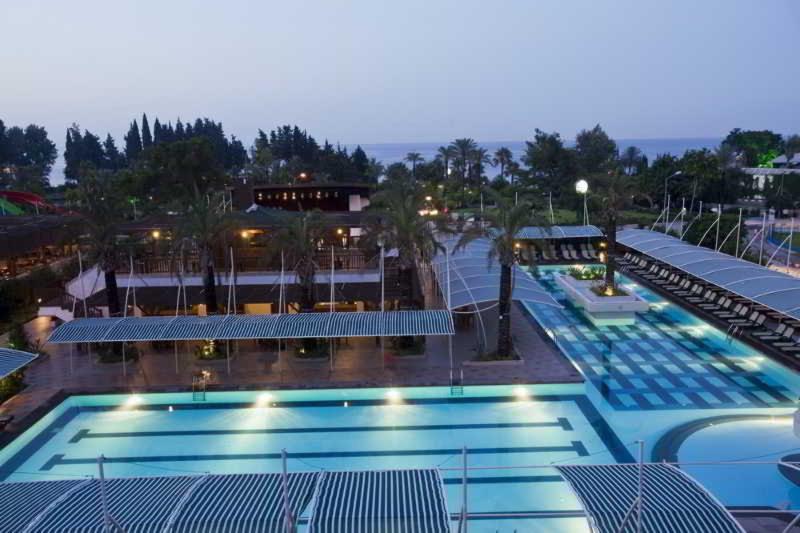 Crystal de Luxe Resort & Spa – All Inclusive
