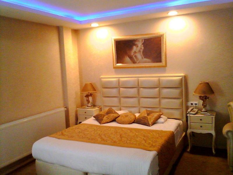 Golden Boutique Hotel