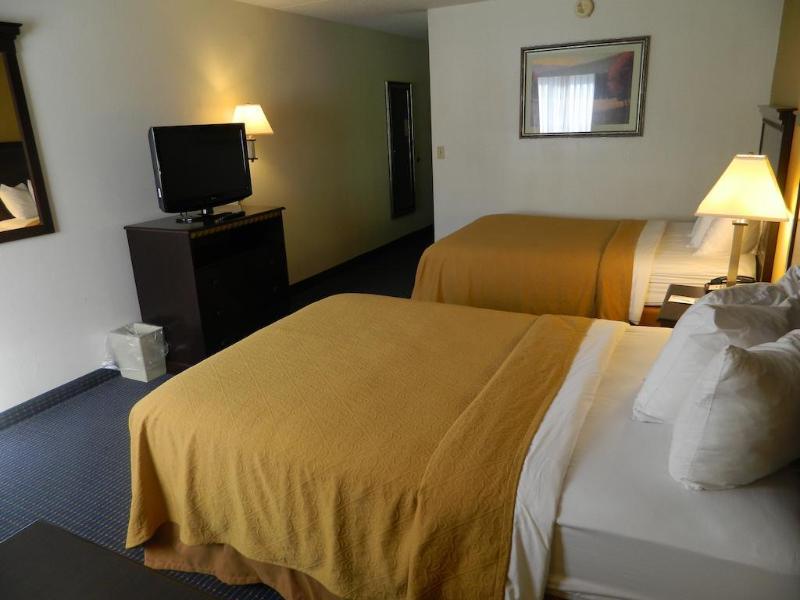 Quality Inn and Conference Center Somerset