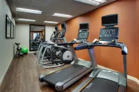 Drury Inn & Suites Iowa City Coralville - Fitnessstudio