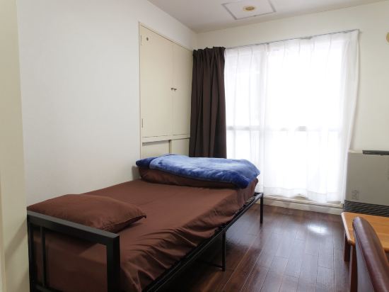 Excellent Access Within Walking Distance from Cent
