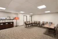 Country Inn & Suites by Radisson, Savannah Midtown, GA
