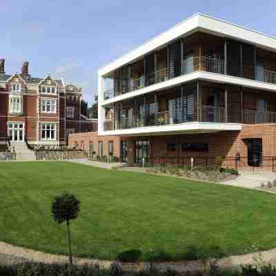 Wivenhoe House Hotel Hotel Exterior