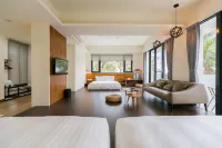Rich Sunshine Inn