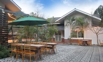 Nayi Villa