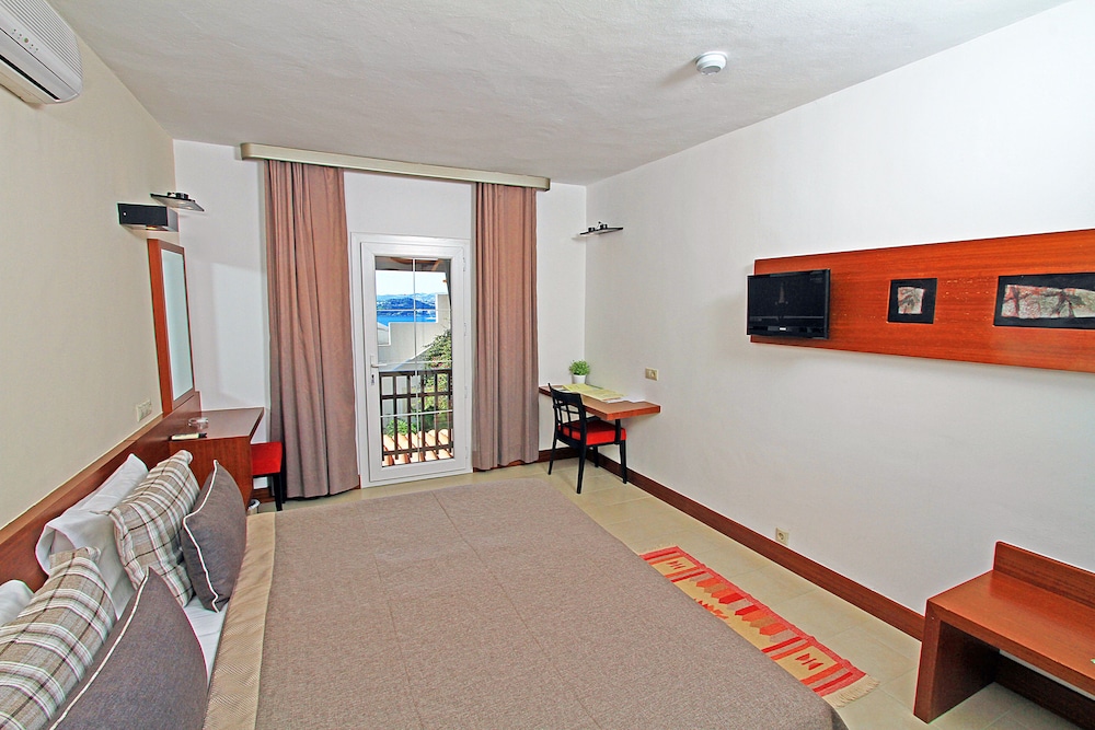 Manastir Hotel & Suites