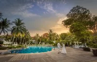 Centara Grand Beach Resort Hua Hin - Luxury