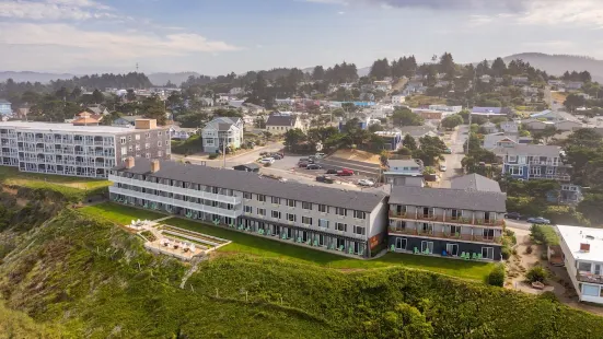 The Coho Oceanfront Lodge