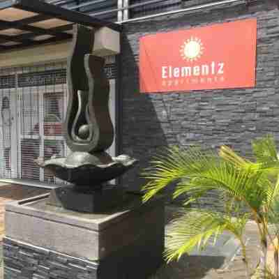 Elementz Apartments Hotel Exterior