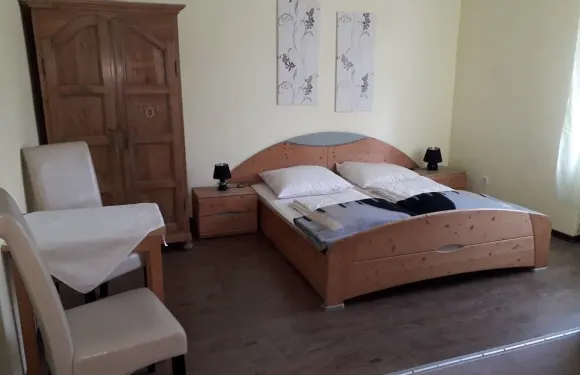 貝茨多夫唐姆酒店