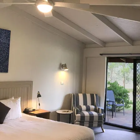 Hunter Valley Resort, Hunter Farm Adventure Centre & 4 Pines at The Farm