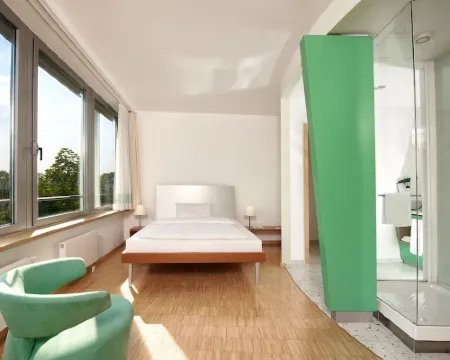 FOUR MUNICH Neue Messe Hotels in Dornach