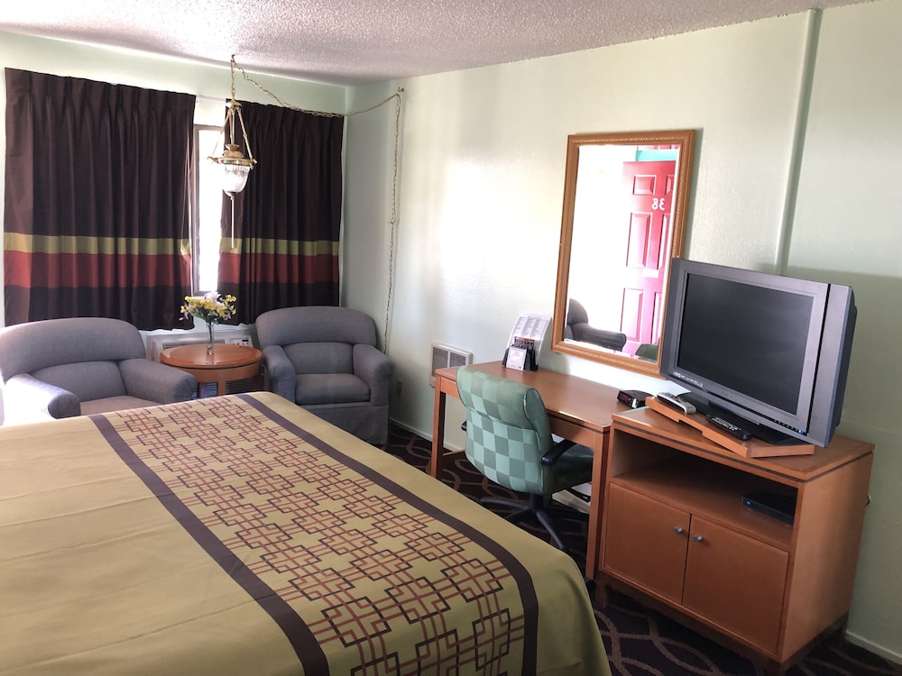 Klamath Motor Lodge