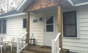 Docs Cottage