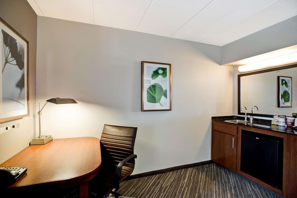 Hyatt Place Baltimore/BWI Airport