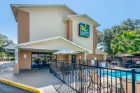 Quality Inn & Suites Leesburg Chain of Lakes