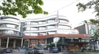 Delora Hotel and Suites Hotels near Dhour Zahle
