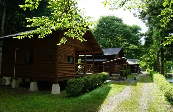 山之家度假村 山之家獨立木屋高檔 日式 小木屋