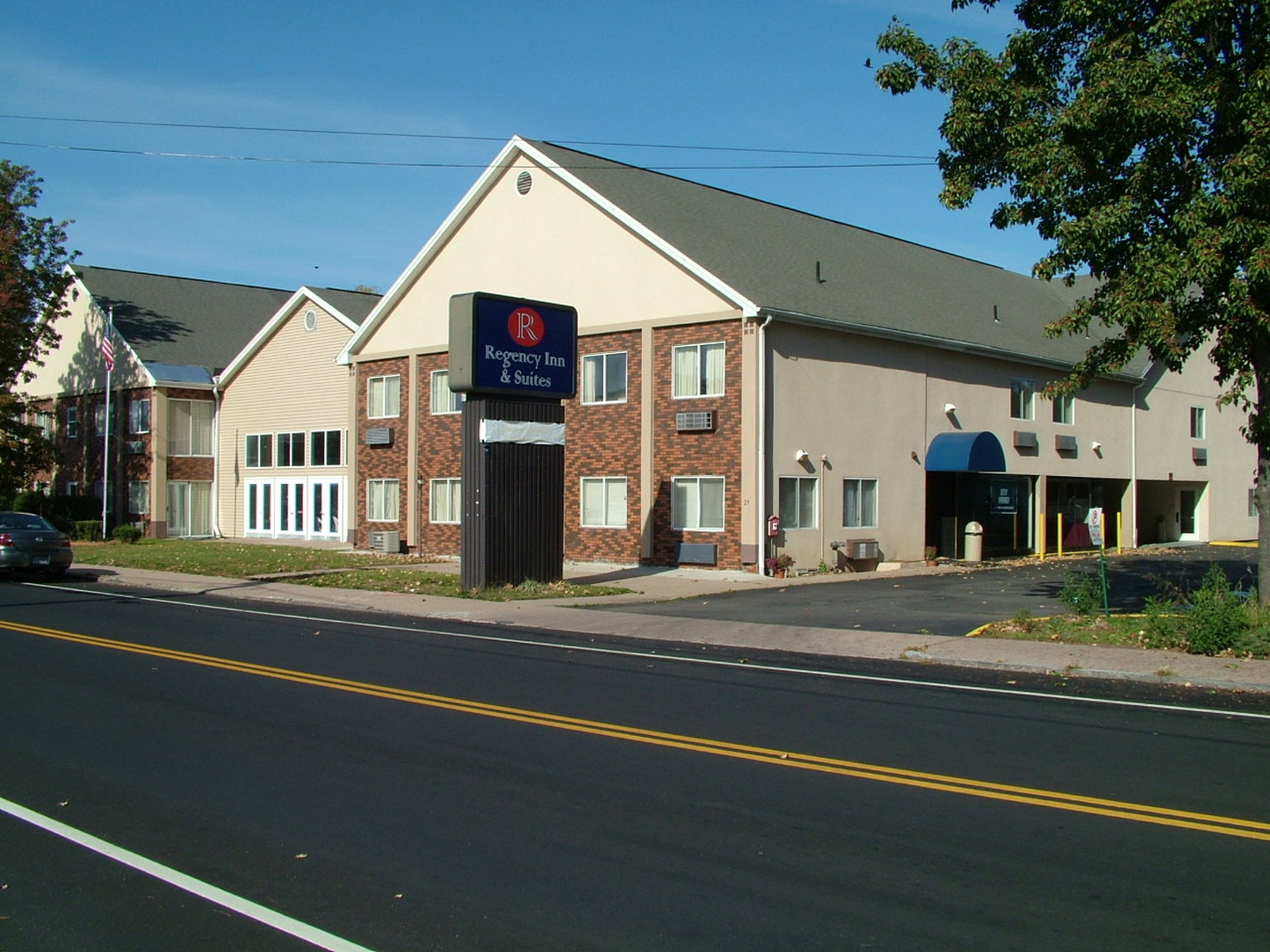 Regency Inn & Suites