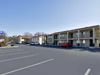 Jacksonville Inn โรงแรมในแจ็คสันวิลล์
