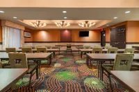 Holiday Inn Express & Suites Hobbs