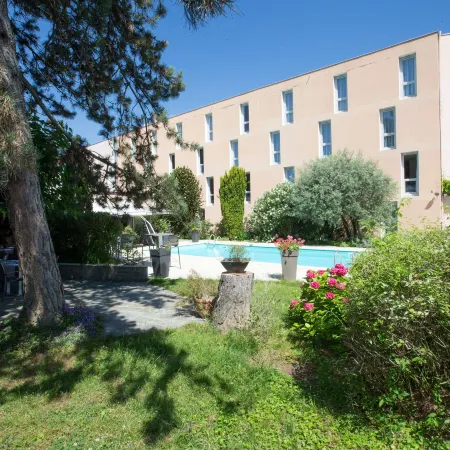 PoMo Hôtel & Restaurant