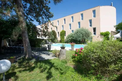 PoMo Hôtel & Restaurant Hotels in Le Pont-de-Claix