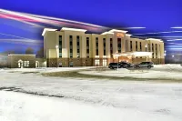 Hampton Inn & Suites Menomonie Hotele w: Menomonie