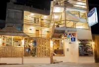 La Casa de Bamboo Hotels in 