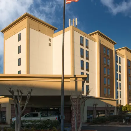 Hampton Inn & Suites Jackson Downtown-Coliseum