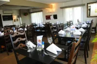 Hamilton Brisbane Airport Hotel - Breakfast