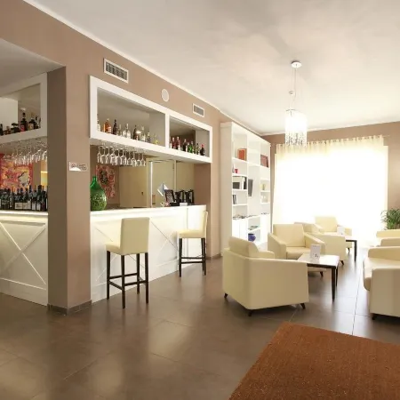 Hotel Margherita Отели рядом с достопримечательностью «Пляж Феджина»