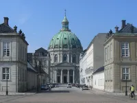 Babette Guldsmeden Hotels near Holmen