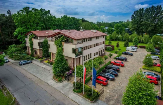 法爾蒙納酒店商務&水療中心