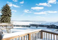 Seagull Bay Motel Hotels in Bayfield