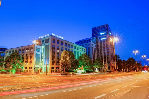 NOVINA HOTEL Wöhrdersee Nürnberg-City Hotels in der Nähe von Alexander Hermann PALAZZO