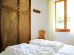 Locazione Turistica Villa Pineta by Interhome