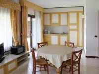 Front Lake Resort le Corti del Lago