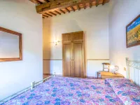 Montereggi Hotels in Capraia e Limite