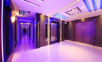 Hwagok Carlton Hotel - Housity