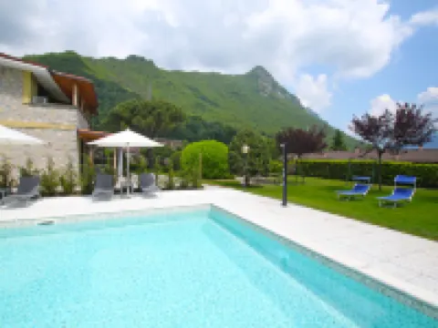 Elettra Hotels in Idro
