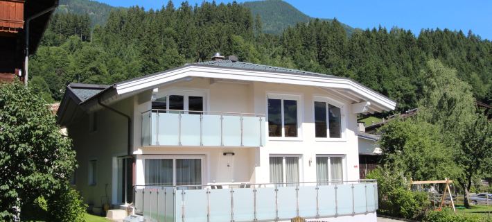 Linnehan Hotels in Fugen