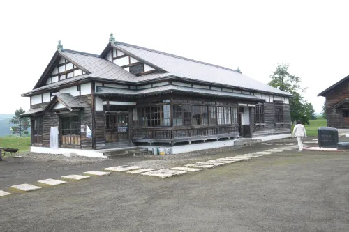 4th Floor of NY Building Hotels in Tsubetsu